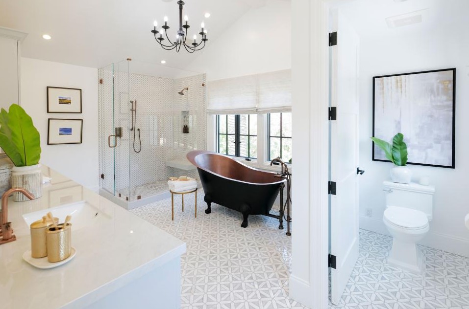 LUXURY BATHROOM REMODELING: DISCOVER THE LATEST TRENDS IN LUXURIOUS BATHROOM REMODELING